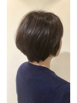 テラス アヴェダ 大丸心斎橋店(Terrace AVEDA) ショートボブ