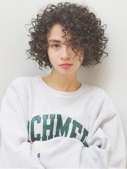 ワークス ヘアデザイン(WORKS HAIR DESIGN)の写真/―外国人風スパイラルパーマ☆―コテでは再現できないようなウェーブやクセ毛風パーマが大人気♪