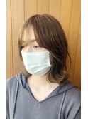 外ハネウルフレイヤーミルクティーベージュ20代30代40代
