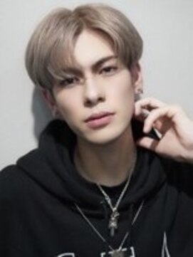 アイトーキョー 名古屋栄(AI TOKYO) スキンフェード/韓国マッシュ/センターパート[名古屋駅/栄駅]