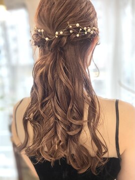 インビテーション(invitation) 結婚式・卒業式・ヘアセット・ハーフアップ