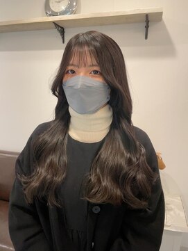 ティラベント 南船場店(tiravento) ヨシンモリ/韓国レイヤー/顔周りカット/10代/20代