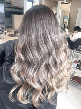 リア 近鉄八尾店(Lia) バレイヤージュ