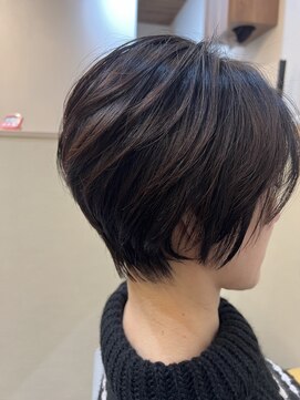 サンセリテ(Sincerite) 40代女性ショートボブ◆襟足すっきり筋で魅せるコンパクトヘア