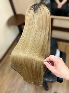 エフスタイル(F-style) ブリーチ矯正で艶々さらさら