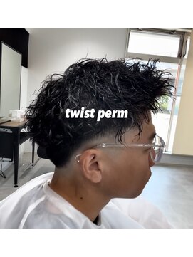 ルミヘアー 金沢駅西口店(Lumi hair) フェードxツイストパーマ