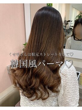 アミー 銀座(Ammy) 根元ストレートで艶感up！韓国風パーマ