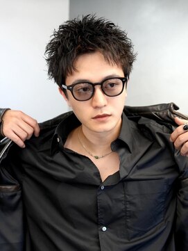 フィフス トウキョウ (fifth TOKYO) ラフな質感の無造作パーマ×スパイキーショートスタイル