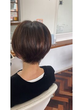 ヘアーアンドメイクアップモパ ショートヘア