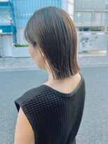 オーガニック アトリエ 大宮(organic+atelier)&nbsp;20代30代40代外ハネアッシュグレージュ肩ライン耳掛け
