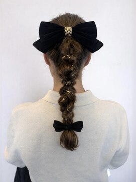 アンジュール グランデ(UNJOUR GRANDE) 編みおろしアレンジ