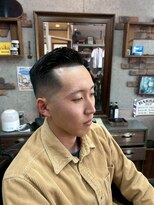アールズ ヘア(R's hair)&nbsp;MEN’S HAIR/サーフカール/刈り上げセンターパート/印西