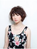 魅力倍増カールセミディシアーカラー姫カットショートヘア