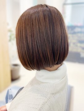 タイズ(ties) 大人かわいいストレート切りっぱなしインナーカラー耳掛け小顔