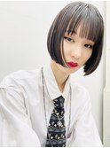 赤リップが映えるミニマルボブ【表参道/青山 drop】