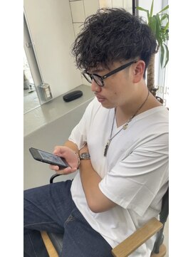 ウォーク(woke) メンズ～パーマ