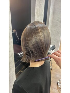 ミューズ 名古屋north(MUSE) 白髪ぼかしハイライト