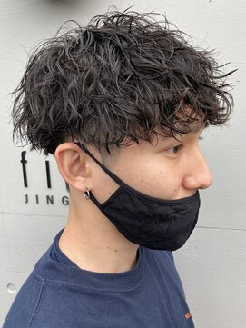 ツーダブルバイフィフス 西梅田店(WW.. by fifth) ツイストスパイラルパーマ波巻きスパイラル刈り上げマッシュ