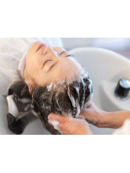 【大人の小規模サロン】ゆったりくつろげる空間でリラックス◎なりたいスタイルをご相談下さい♪