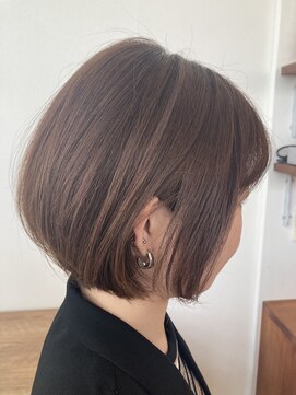 サロンドボーテ アミ(ami) ふんわりまるみショート