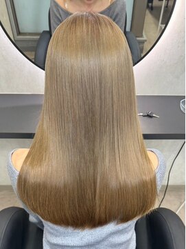 エクシーズ 新宿(XYZ) ブリーチ髪質改善トリートメント/イメチェンヘアスタイル/新宿