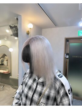 アンク クロス 新宿店(ANKHCROSS) ホワイト×アシメデザイン @kasumistagram アンククロス新宿