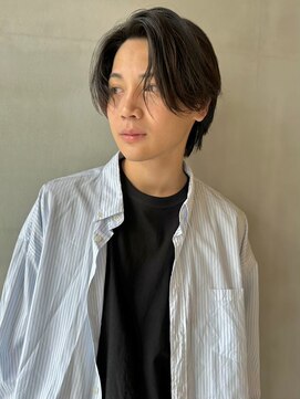 ニコ トウキョウ ロジック(nico TOKYO Logic) フェザーパーマセンターパートニュアンスパーマ20代30代