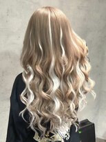 アフィナー(Afinar)&nbsp;最高級レミー毛エクステ＆ミルクティーベージュ【横浜/横浜駅】