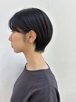 ゼル ビッグアイ(ZELE) 横顔美人ショート