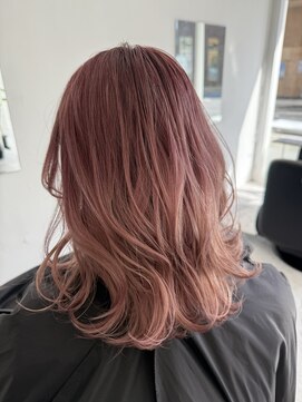 コディー(CODY) ミディアムヘア暗めカラー/デザインカラー/ピンク八幡