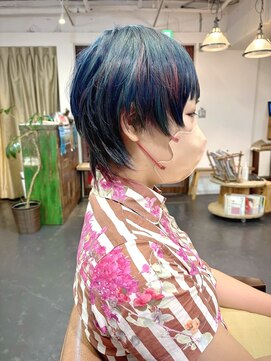 ポタム 東中野(potamu) ショートウルフに青とピンク