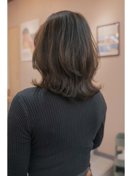 ロウバイレボ 柏(lou by revo) ミディアム/韓国風/レイヤーカット/顔回りカット/柏駅