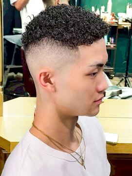 プロショップウェーブ セカンド(PRO SHOP WAVE II) スペインカール/フェザーパーマ/メンズパーマ/テーパーフェード