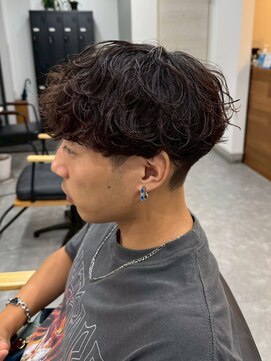 フゥ 宇都宮戸祭(FeU) 宇都宮メンズカットメンズパーマ波巻きスパイラルパーマツイスパ