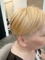 ボンドヘアステージ 良福寺店(BOND hair stage) 白髪を隠さず活かすケアブリーチで抜きっぱなしカラー