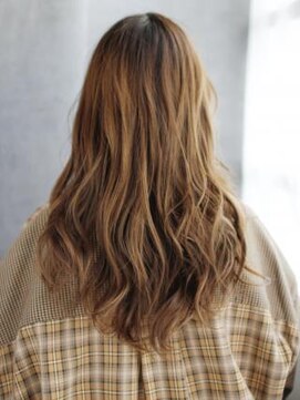 ナル 白山神社参道通り店(nalu) かきあげバングのリバースカールスタイル