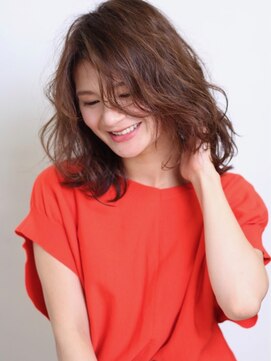 エムスラッシュ たまプラーザ(M.SLASH) 外国人風/カーリー/透け感/レイヤーミディアム/たまプラーザz1