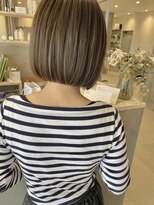 ロテ(LOTE.)&nbsp;ハイライト/髪質改善/ブリーチ/切りっぱなし/一宮/妙興寺