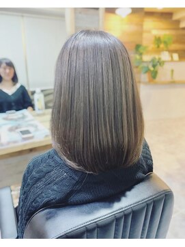 サーティースリー 石川町店(Thirty3) ナチュラルボブ