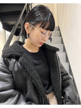 デイジードゥ(Daisy duex) シースルー前髪　インナーカラー　ボブカット　ワンレンボブ