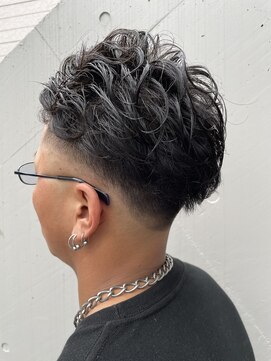 リコ(rico.) フェード&パーマ