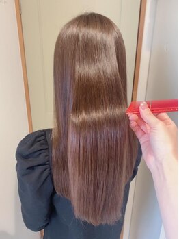 話題の髪質改善ヘアエステで若々しく健やかな素髪が手に入る！通えば通うたびキレイに…☆