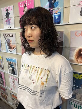 メーヴェ(Mowen) くるくるパーマ