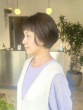 ピーロ(piilo) ボブ/クセ毛活かしカット/ブルーブラック