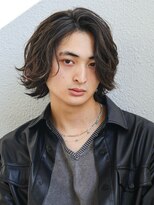 ミディアムスパイラルパーマツーブロック束感モテる長め