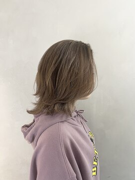 マスカリ(muscali) #丸型#ホワイトグレージュ#ミニウルフ#チェリーブラウンa89