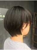 初めてのショートへア/暗髪/段カット/アッシュブラック/20代30代