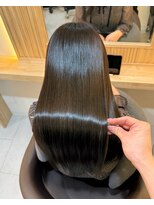 アトレ 南堀江店(attrait) 乾燥、パサつきを軽減する。ケアカラー髪質改善