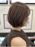 ナチュラルくびれボブレイヤーオリーブベージュ20代30代40代