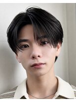 ポーチバイハニー オモテサンドウ(PORCH by HONEY omotesando)&nbsp;シースルーセンターパートフェザーパーマコンマバンク韓国
